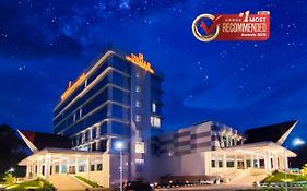 Unhas Hotel & Convention